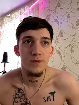 Snapshot of Rabizoon chatting on 12-04-25, 06:34 Rabizoon online show from 12-04-25, 06:34