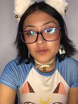 Snapshot of Winter_111 chatting on 12-01-25, 12:15 Winter 111 online show from 12-01-25, 12:15