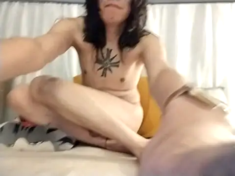 particula de yo online show from 12-05-25, 04:54