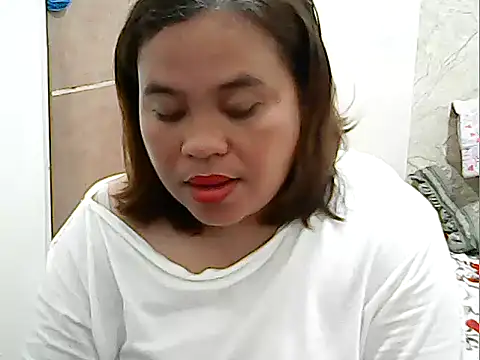 Snapshot of cutechubby chatting on 12-20-25, 05:36 cutechubby online show from 12-20-25, 05:36