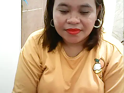 Snapshot of cutechubby chatting on 01-12-26, 07:02 cutechubby online show from 01-12-26, 07:02