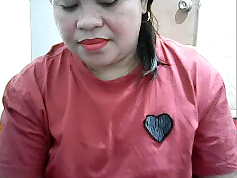 Snapshot of cutechubby chatting on 02-09-26, 10:47 cutechubby online show from 02-09-26, 10:47