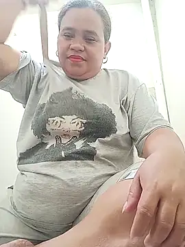 Snapshot of cutechubby chatting on 02-19-26, 11:28 cutechubby online show from 02-19-26, 11:28