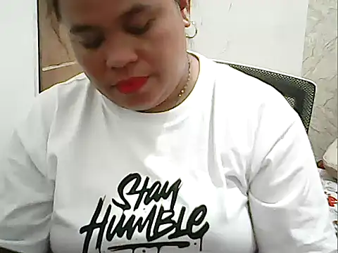 cutechubby online show from 03-31-26, 10:37