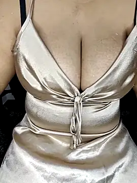 Curvy Pooja online show from 04-07-26, 07:20