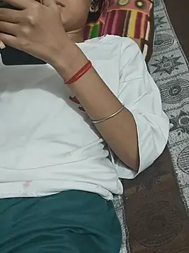 Snapshot of anjli_22 chatting on 07-18-26, 10:08 anjli 22 online show from 07-18-26, 10:08