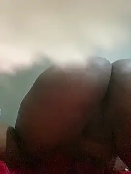 Snapshot of dickloverbbe chatting on 12-22-25, 06:05 dickloverbbe online show from 12-22-25, 06:05