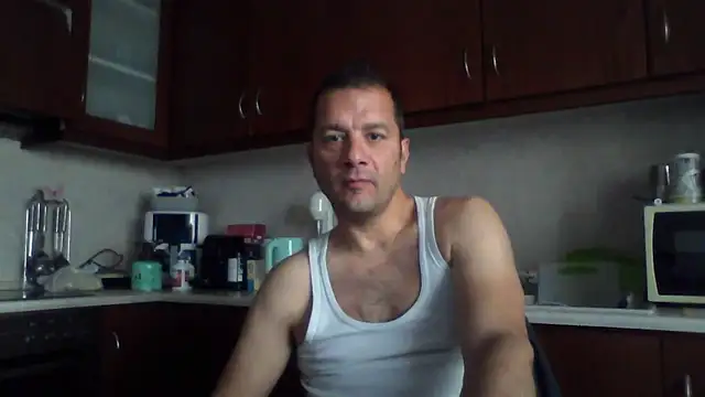 Snapshot of Billakos chatting on 05-05-26, 07:49 Billakos online show from 05-05-26, 07:49