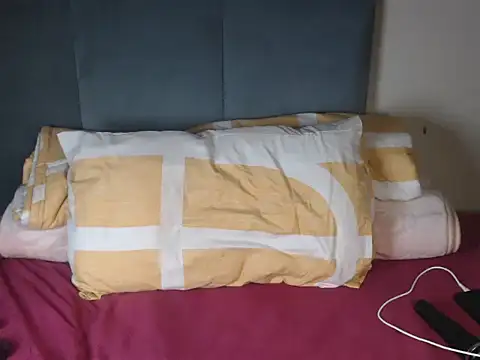 Chocolatebae86 online show from 12-03-25, 07:56