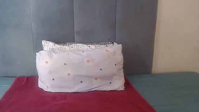 Chocolatebae86 online show from 03-10-26, 07:24