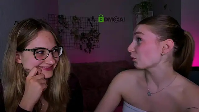 mary meow hot online show from 04-21-26, 07:28