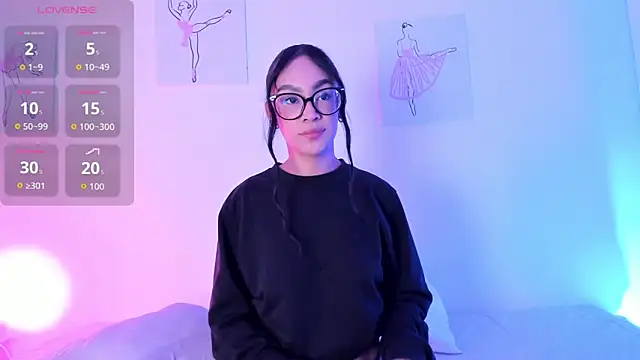 Klohewilliams  online show from 12-03-25, 12:25