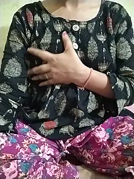 Snapshot of RASHMI_SHARMA9 chatting on 07-30-26, 05:34 RASHMI SHARMA9 online show from 07-30-26, 05:34