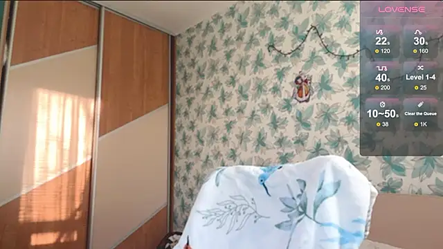 Snapshot of Barbie_Blondie chatting on 03-19-26, 01:48 Barbie Blondie online show from 03-19-26, 01:48