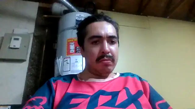 Snapshot of 818horny chatting on 05-27-26, 08:00 818horny online show from 05-27-26, 08:00