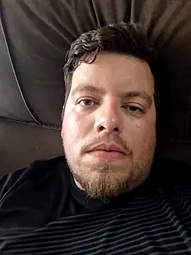 Snapshot of Leoon98 chatting on 01-19-26, 03:27 Leoon98 online show from 01-19-26, 03:27