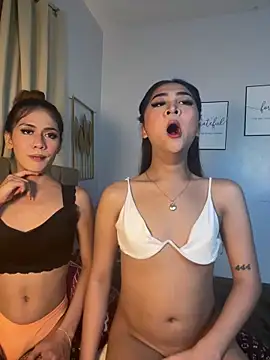 Snapshot of Diannellove chatting on 02-15-26, 04:58 Diannellove online show from 02-15-26, 04:58