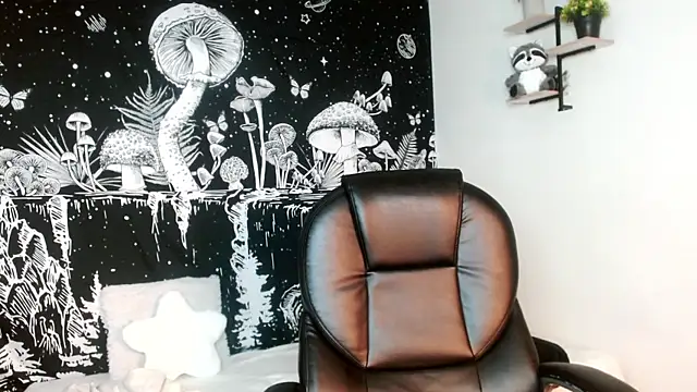 Michaelkoiv online show from 07-13-26, 11:35