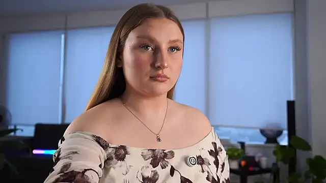 Snapshot of RemediosStrekas chatting on 12-03-25, 05:15 RemediosStrekas online show from 12-03-25, 05:15