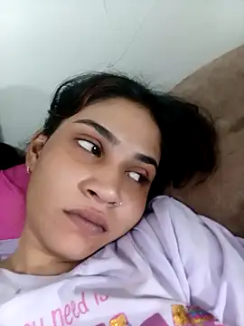 Snapshot of Miss-Perfection chatting on 05-09-26, 05:40 Miss-Perfection online show from 05-09-26, 05:40