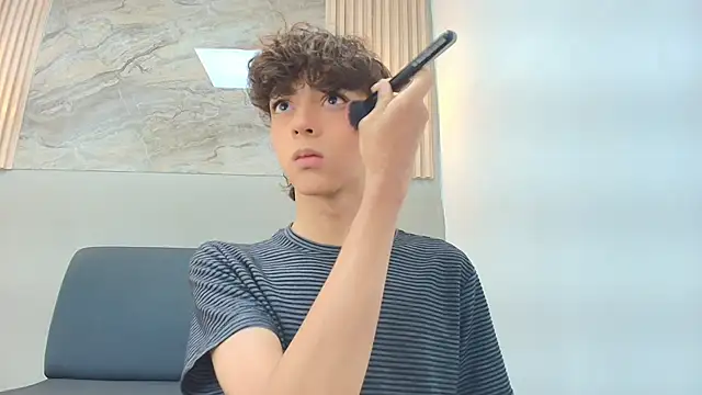 Snapshot of CRISS_ALLEN1 chatting on 12-15-25, 01:15 CRISS ALLEN1 online show from 12-15-25, 01:15