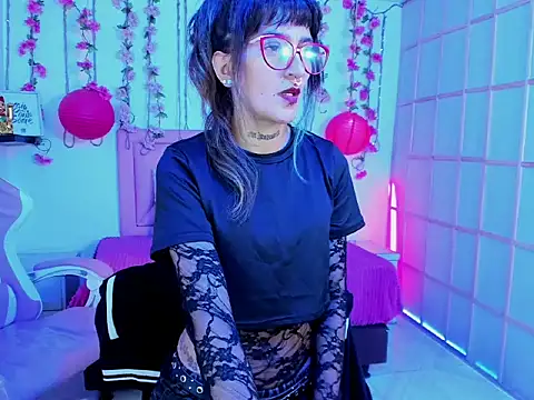 Dark Dominika online show from 02-10-26, 01:37