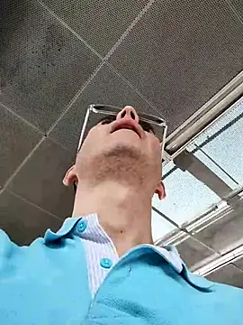 Snapshot of Fuegosutil chatting on 11-29-25, 03:48 Fuegosutil online show from 11-29-25, 03:48