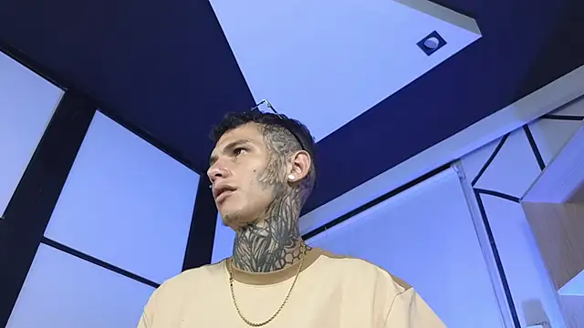 Paulo 527 online show from 03-25-26, 05:24