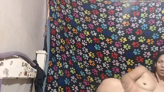 ELIZABET2- online show from 05-10-26, 11:48