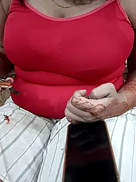 Snapshot of Sexy-Disha-42 chatting on 11-28-25, 07:38 Sexy-Disha-42 online show from 11-28-25, 07:38