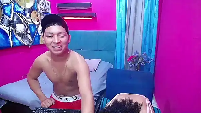 Snapshot of twinks_fuck chatting on 12-15-25, 10:25 twinks fuck online show from 12-15-25, 10:25