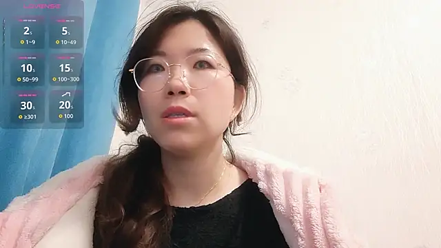 Xiao3187 online show from 12-16-25, 12:21