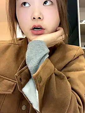 Snapshot of DMG-41 chatting on 11-30-25, 06:17 DMG-41 online show from 11-30-25, 06:17