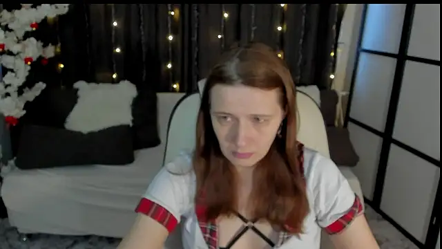 Snapshot of KathrineMeyer chatting on 03-13-26, 01:56 KathrineMeyer online show from 03-13-26, 01:56