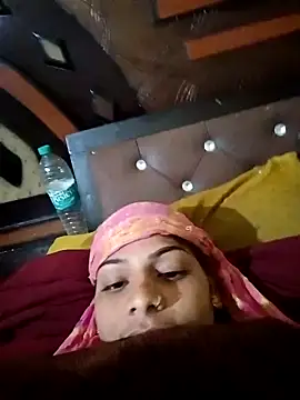 Snapshot of Janki_cute chatting on 12-02-25, 02:23 Janki cute online show from 12-02-25, 02:23