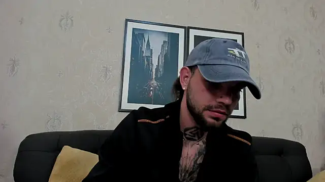 Snapshot of KaneHunter chatting on 05-15-26, 11:34 KaneHunter online show from 05-15-26, 11:34