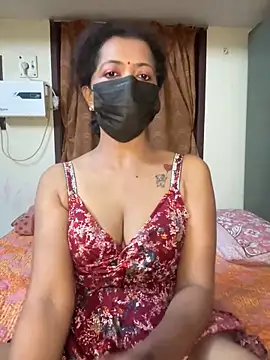 Snapshot of TeddyLover5 chatting on 12-15-25, 05:39 TeddyLover5 online show from 12-15-25, 05:39