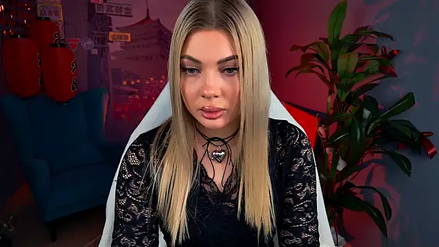 HyileyClark online show from 03-10-26, 09:14