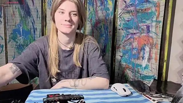 Adell Love online show from 06-05-26, 03:51