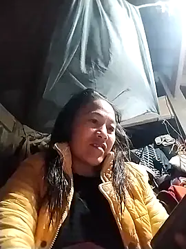 Snapshot of nyny771 chatting on 12-15-25, 01:15 nyny771 online show from 12-15-25, 01:15