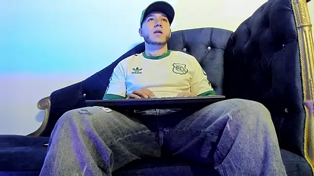 Snapshot of rayder_TG chatting on 01-17-26, 01:38 rayder TG online show from 01-17-26, 01:38