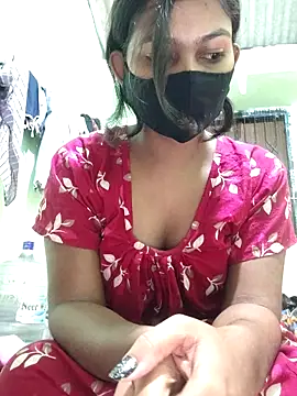 Snapshot of Hot-Bidhika chatting on 12-17-25, 04:35 Hot-Bidhika online show from 12-17-25, 04:35