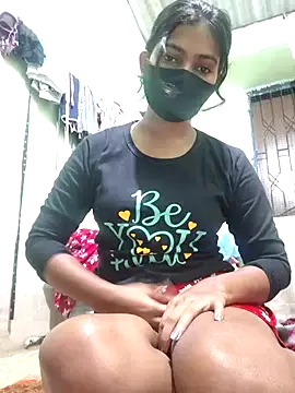 Snapshot of Hot-Bidhika chatting on 12-21-25, 11:39 Hot-Bidhika online show from 12-21-25, 11:39