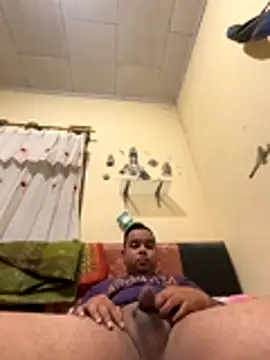 Snapshot of aril200117 chatting on 12-01-25, 06:13 aril200117 online show from 12-01-25, 06:13