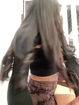 Snapshot of _Victoria_foxx chatting on 12-15-25, 08:13 Victoria foxx online show from 12-15-25, 08:13