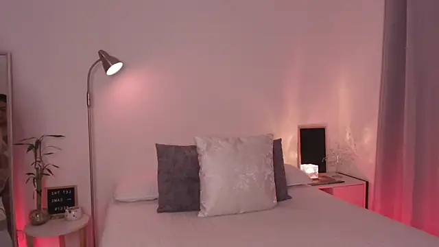 fluffycurls online show from 03-19-26, 01:59