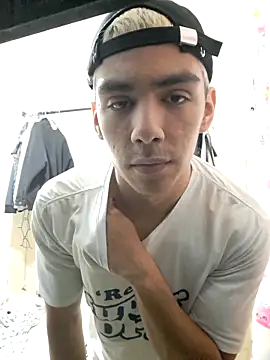 Snapshot of arturo__butera chatting on 11-30-25, 03:38 arturo butera online show from 11-30-25, 03:38