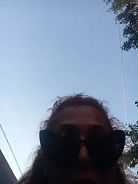 qaarlyfogosa online show from 12-17-25, 02:01