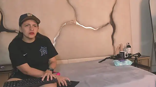 Alyssa Noah online show from 03-06-26, 03:03