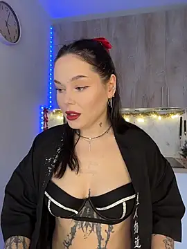 Snapshot of EvaNoirrr chatting on 12-05-25, 07:06 EvaNoirrr online show from 12-05-25, 07:06